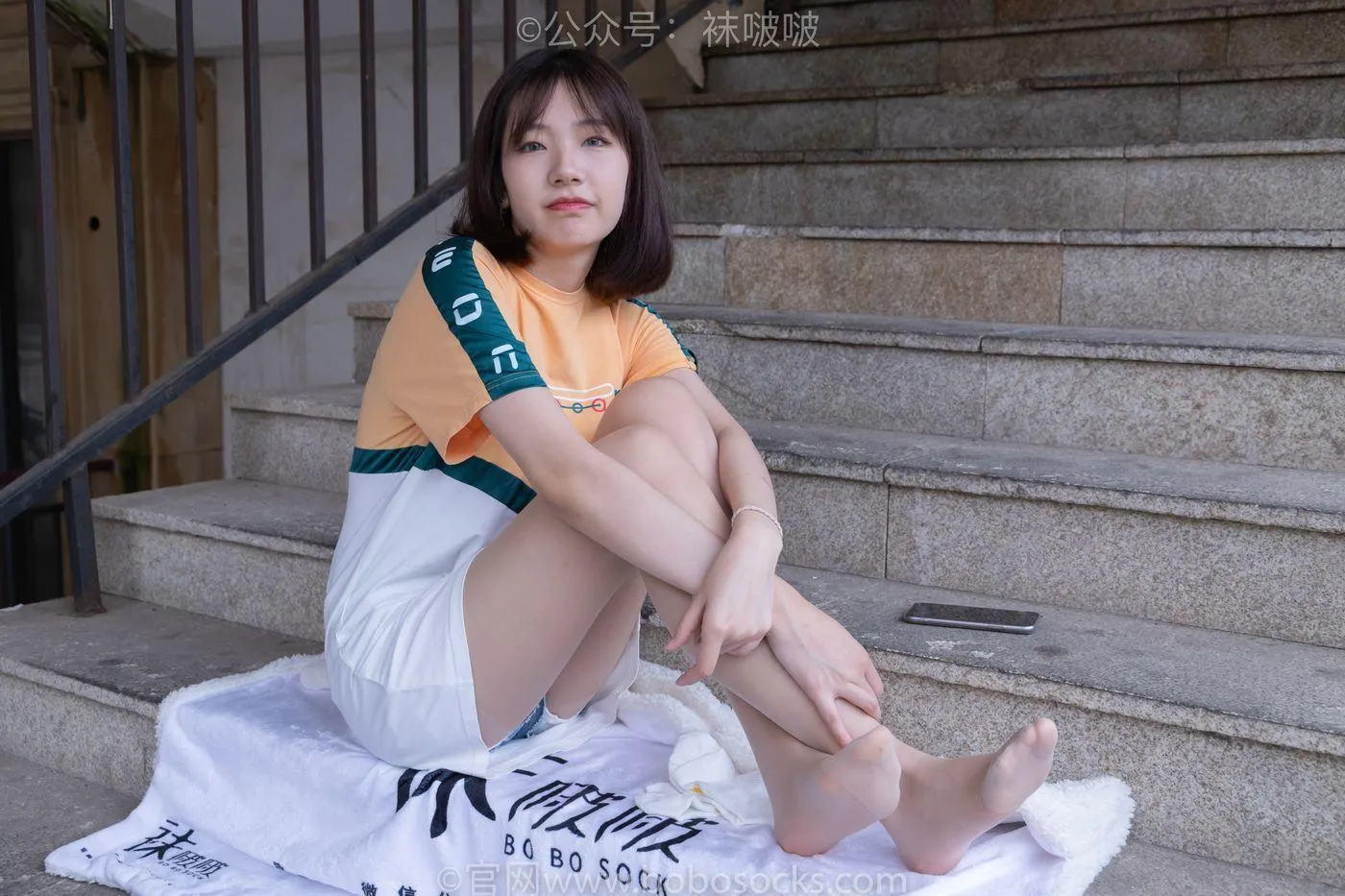 [BoBoSocks袜啵啵]NO.069 小甜豆-vans板鞋、白棉袜、肉丝 [135P]插图
